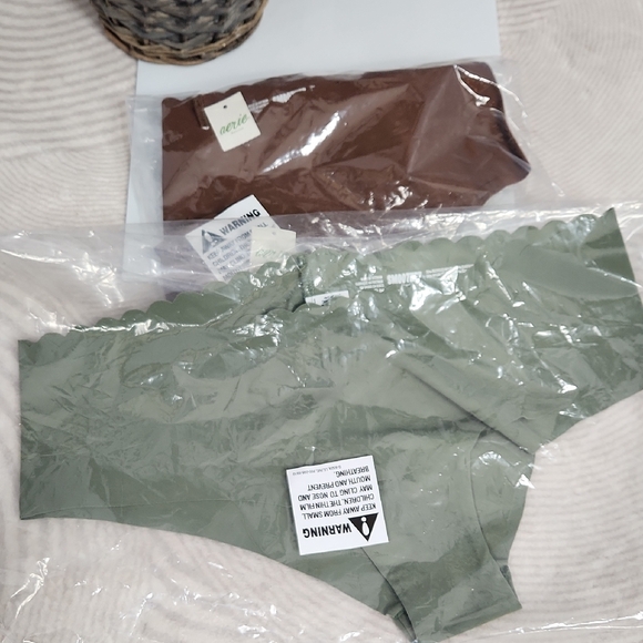 Aerie Smoothez Scalloped Panties - Picture 2 of 5